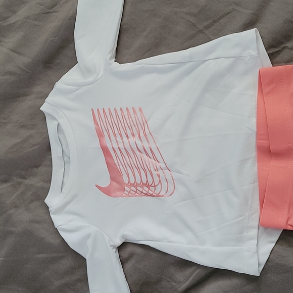 brand new kids track suits - Picture 2 of 5